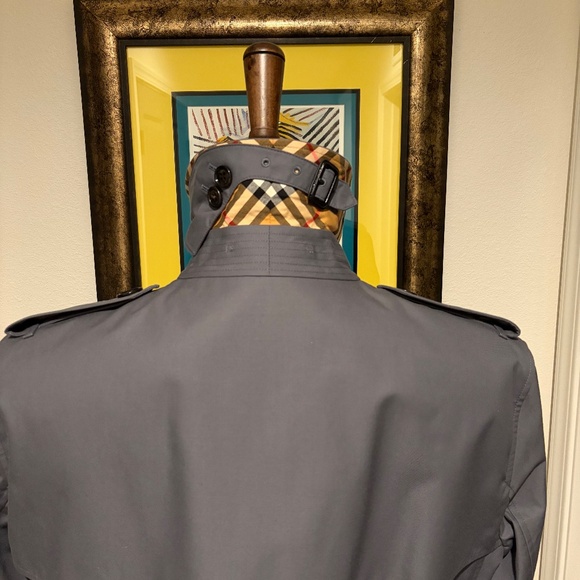 Burberry Mens Trench Coat - Brand New / Never Worn / With Tags Grey Size 42 - Picture 4 of 13